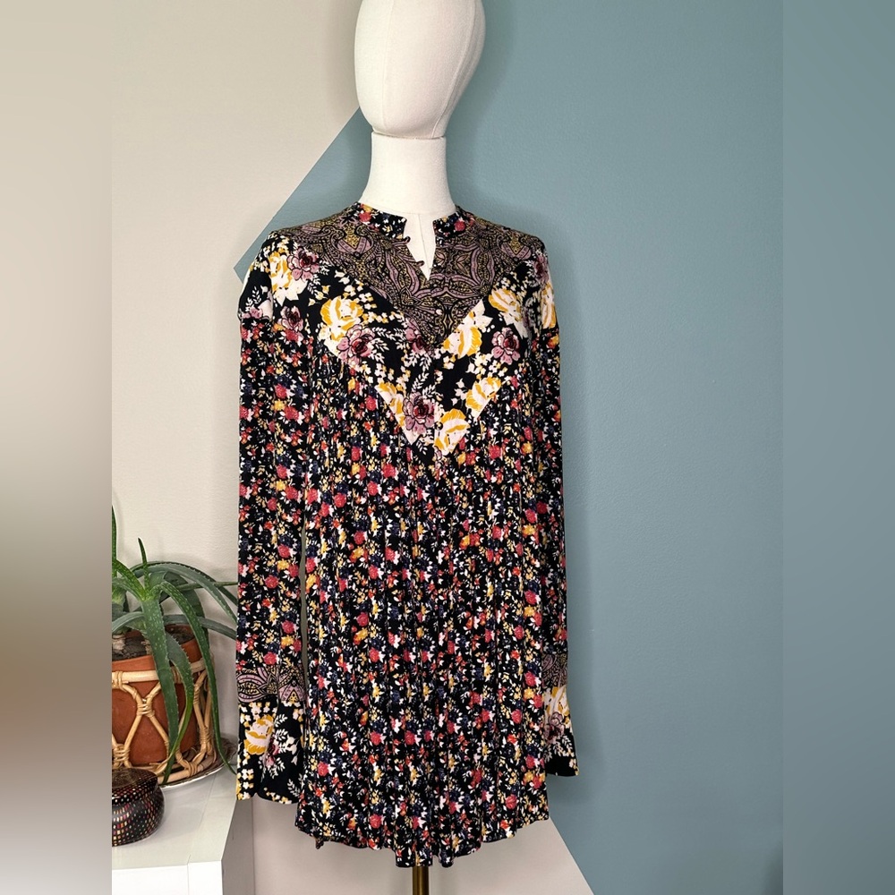 Free People Floral Boho Tunic Dress Black Multicolor Rayon Long Sleeve S/M - Picture 2 of 12